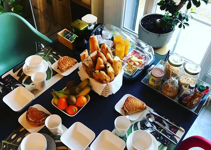 L'usine A Reves Bed and Breakfast 3*